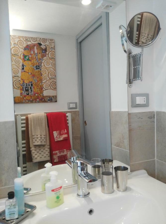 Appartamento Di Marzia In Oltrarno فلورنس المظهر الخارجي الصورة